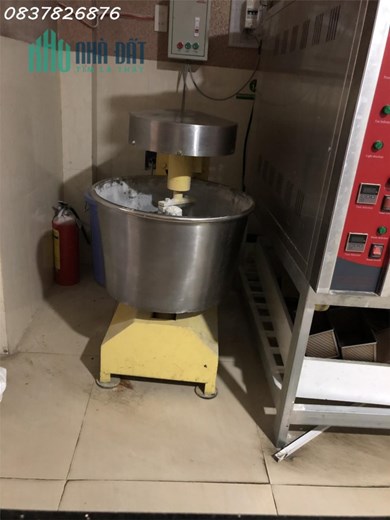 SANG NHƯỢNG GẤP TIỆM BÁNH FULL ĐỒ DÙNG - Địa chỉ: 11 Trịnh Hoài Đức, Vĩnh Hoà, Nha Trang, Khánh Hoà