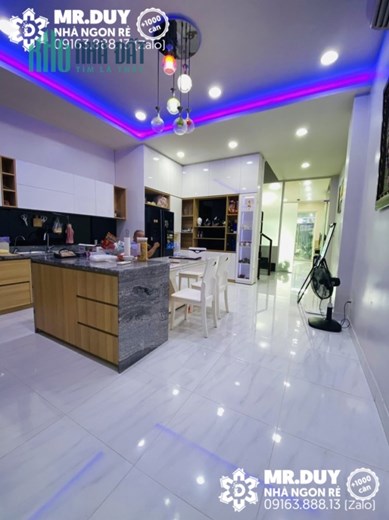Bán nhà mặt tiền Quận 7 Khu dân cư Ven Sông Tân Phong 100m2(5x20) 4 tầng 6PN mới đẹp