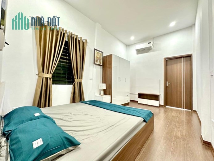 Chính chủ bán gấp nhà Mặt ngõ Khâm Thiên giá 3.35 tỷ, 35mx4 tầng, đẹp ở luôn