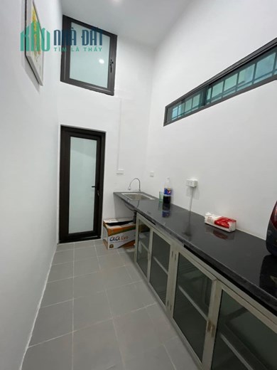 Chính chủ bán gấp nhà Mặt ngõ Khâm Thiên giá 3.35 tỷ, 35mx4 tầng, đẹp ở luôn