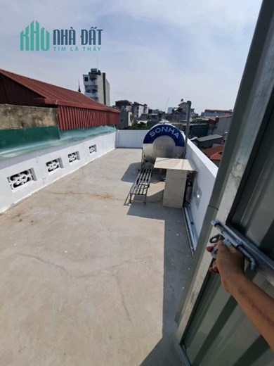 Chính chủ bán gấp nhà Mặt ngõ Khâm Thiên giá 3.35 tỷ, 35mx4 tầng, đẹp ở luôn