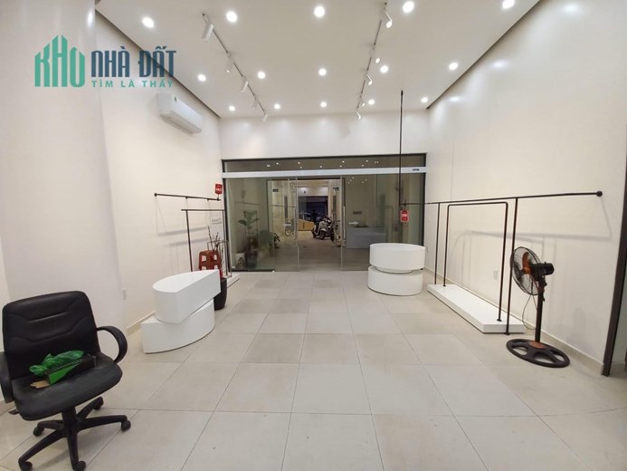 MT1576. CHO THUÊ NHÀ MẶT ĐƯỜNG MÊ LINH 202M2 THÔNG SÀN