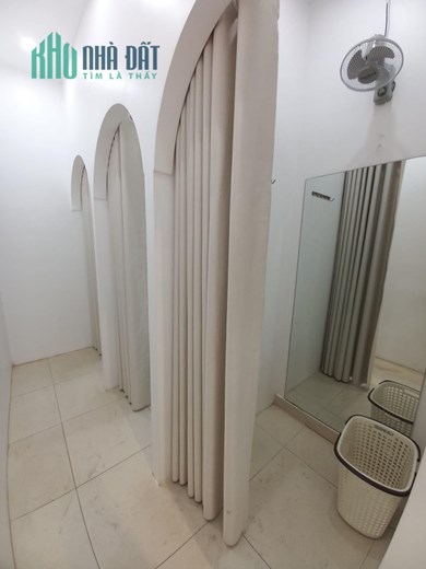 MT1576. CHO THUÊ NHÀ MẶT ĐƯỜNG MÊ LINH 202M2 THÔNG SÀN