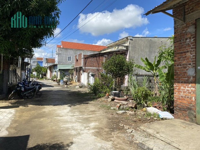 CẦN BÁN ĐẤT Ở PHẠM KHOA THỊ TRẤN SÔNG VỆ TƯ NGHĨA QUẢNG NGÃI