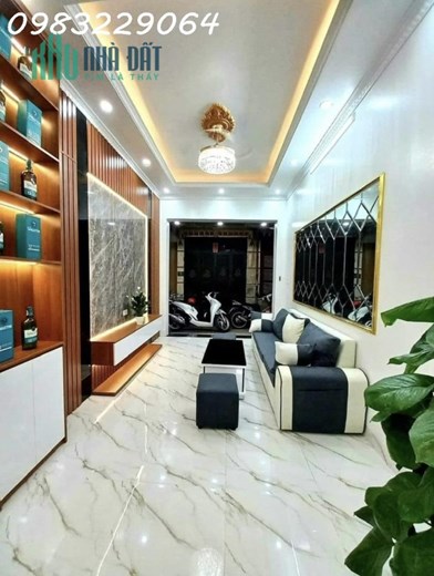 Cần tiền trả nợ đầu tư thua lỗ em cần bán gấp căn nhà gia đình 34m2 giá 4.35 tỷ