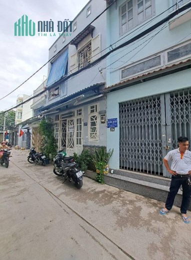 Quận 12 QL1A . Bán Gấp Nhà 2 Tầng 2 PN , 2 WC Giá Nhỉnh 2 Tỷ💥