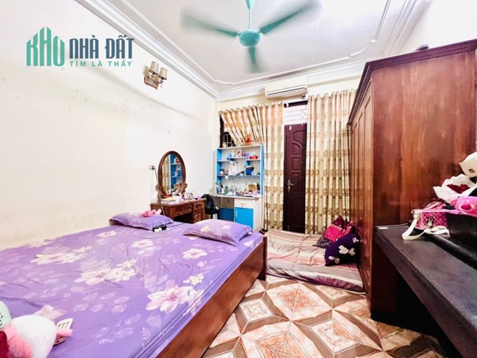 NHÀ ĐẸP - GẦN Ô TÔ - BÙI XƯƠNG TRẠCH - 40M2 X 5 TẦNG - MT 3.7M - VUÔNG NỞ HẬU - 5 NGỦ - NHỈNH 4 TỶ
