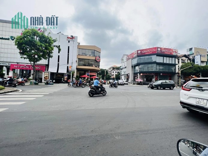 Bán Nhà 2 Mặt Tiền Đường Trường Sa- PXL Phú Nhuận Kinh Doanh Đỉnh- 5 Tầng- 68m2- Chỉ : 25 Tỷ