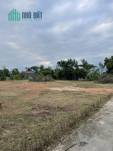 Cho thuê đất Hữu Thủ - Kim Long. DT 6000m2