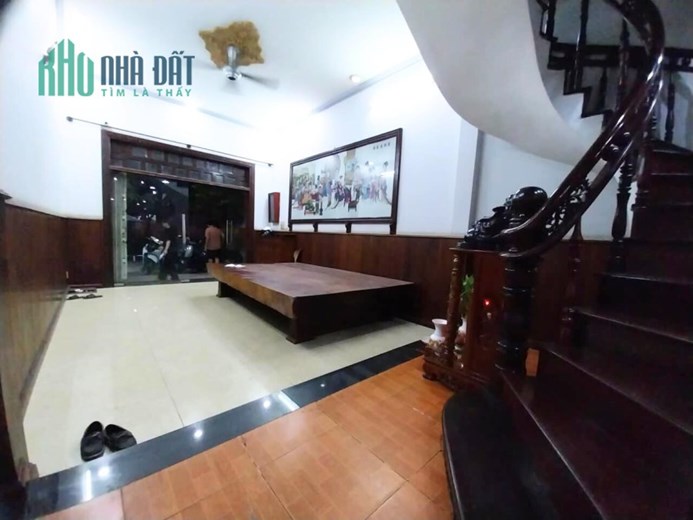 Bán Nhà 2 Tầng Nội Thất Toàn Gỗ Cao Cấp Song Hành Trung Mỹ Tây Quận 12
