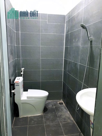 Cho thuê nhà 1T1L 80m2 3pn đường 6 Linh Chiểu
