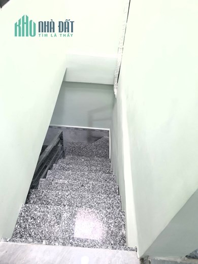 Cho thuê nhà 1T1L 80m2 3pn đường 6 Linh Chiểu