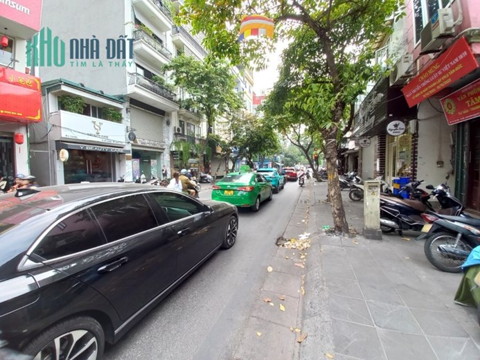 NHÀ MẶT PHỐ NGUYỄN TRƯỜNG TỘ LÔ GÓC KINH DOANH NGÀY ĐÊM SẦM UẤT MT HÈ RỘNG
