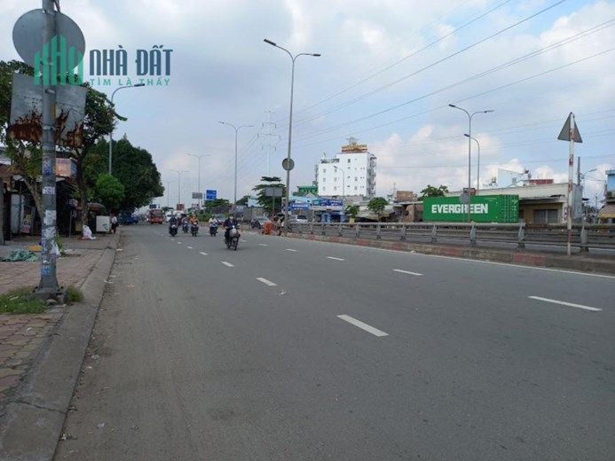 Bán nhà MT quốc lộ 1A Phường Tân Thới Hiệp QUẬN 12, C4, Đ. 30m, giá chỉ 6.x tỷ