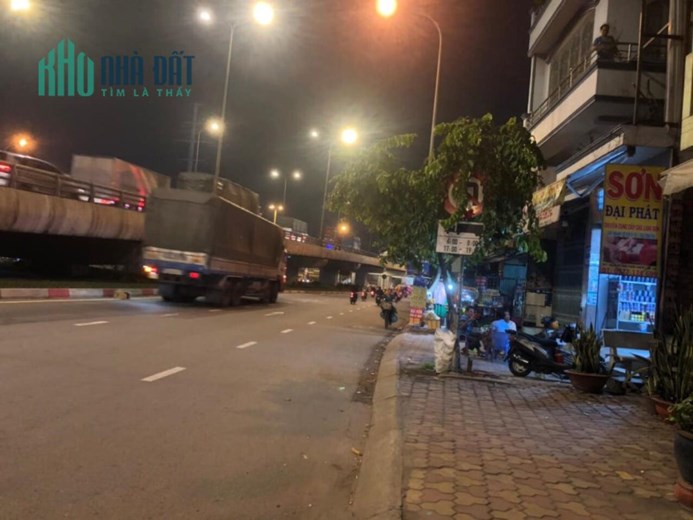 Bán nhà MT quốc lộ 1A Phường Tân Thới Hiệp QUẬN 12, C4, Đ. 30m, giá chỉ 6.x tỷ