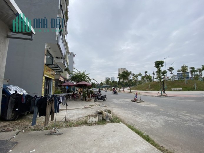 TÁI ĐỊNH CƯ ĐẦM NẤM - NGỌC THỤY – MẶT ĐƯỜNG 22m - VIEW CÔNG VIÊN - VỈA HÈ - KINH DOANH - 2 THOÁNG.