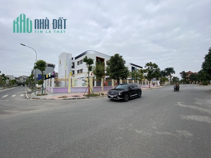 TÁI ĐỊNH CƯ ĐẦM NẤM - NGỌC THỤY – MẶT ĐƯỜNG 22m - VIEW CÔNG VIÊN - VỈA HÈ - KINH DOANH - 2 THOÁNG.