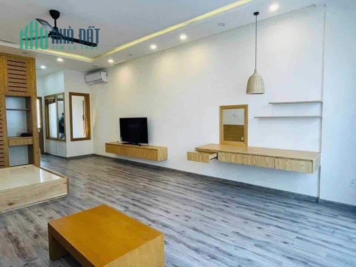 CHO THUÊ NHÀ NGUYÊN CĂN FULL NỘI THẤT CAO CẤP 5PN KHU PHẠM VĂN ĐỒNG (English Below)