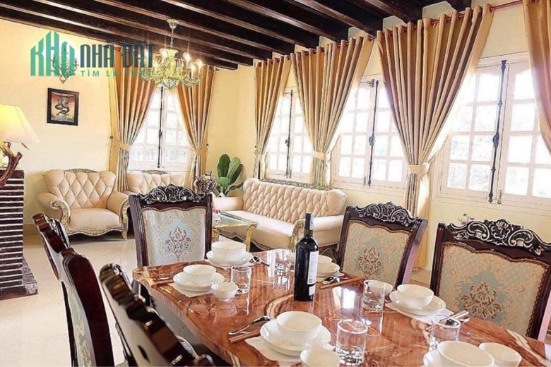 Bán biệt thự sân vườn mặt tiền Tô Hiệu Đà lạt 409m2