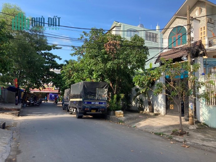 Biệt thự 10,5m x 23m, Hiệp Bình Chánh, Cạnh siêu thị Coopmart Bình Triệu