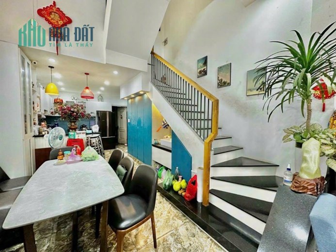 Hàng Hiếm ĐẸP TRẦN HƯNG ĐẠO Q5-Sát MT ÔTÔ NGỦ NHÀ-5TẦNG-NGANG  4.6M- 18TỶ TL