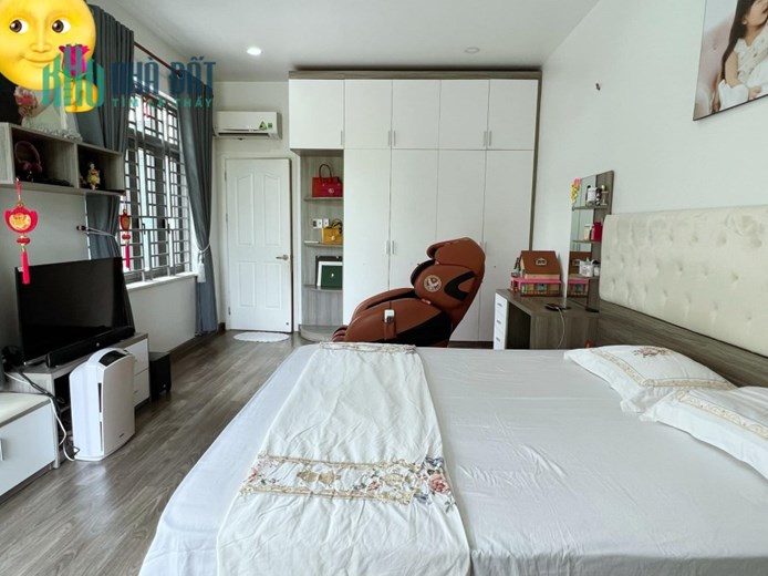 Bán Biệt Thự Cao Cấp KDC Bình Hưng - 7x26 - View Công Viên thoáng mát - Nhà cực đẹp - NT xịn