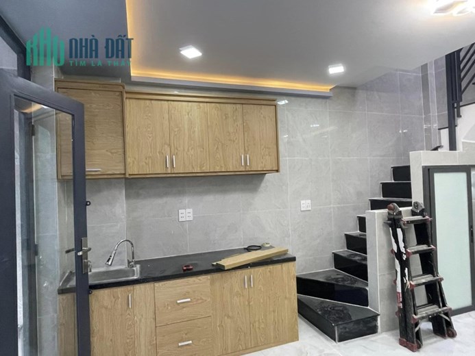 CÁCH MẶT TIỀN ĐƯỜNG AN DƯƠNG VƯƠNG 20M - HẺM THÔNG TỨ TUNG - NHÀ MỚI MUA Ở NGAY - chỉ 2 TỶ