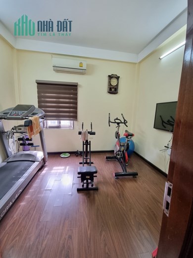 Bán nhà Kim giang -45m2 x5t giá 3,6 tỷ,gần đường,ngõ 3m,sđcc
