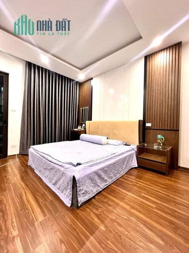 Bán nhà Định công 40m2 x5T,mới,đẹp,ở luôn,giá 3.5 tỷ, sđcc,ngõ to