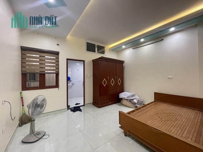 Chính chủ bán gấp nhà Nguyễn Văn Hới, 101m 3 tầng GIÁ 5 tỉ, ngõ ô.tô, gần Chợ Cát Bi