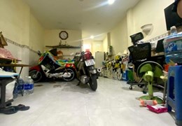Bán gấp nhà Nguyễn Tiểu La, 5 tầng, 11 ngủ, Phường 5, Quận 10, xe hơi, chỉ 7,1 tỷ.