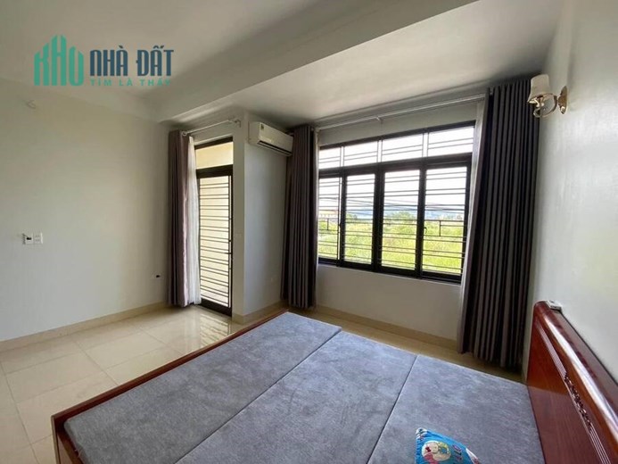 CẦN BÁ.N GẤP NHÀ 3,5 TẦNG TĐC KHU 9,CAO XANH,HẠ LONG