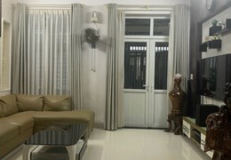 Cần cho thue nhà kiệt oto nguyễn công trứ -Sơn Trà- Đà Nẵng