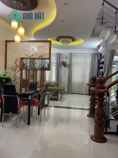 Cần cho thue nhà kiệt oto nguyễn công trứ -Sơn Trà- Đà Nẵng