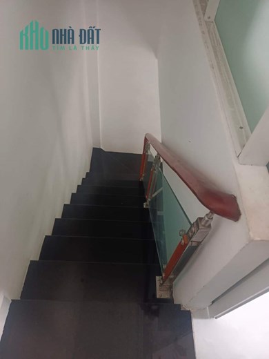 NGAY HIỆP BÌNH CHÁNH- NHÀ CẤP 4 GẦN TRUNG GAMY MUA SẮM GIGAMALL-THỦ ĐỨC - GIÁ 2,3 TỶ- CÒN THƯƠNG