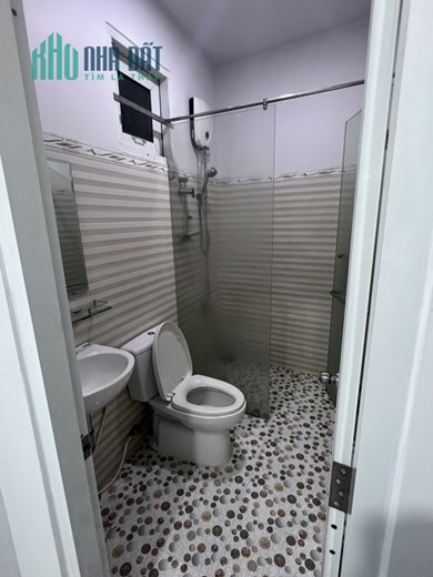 Chính chủ cho thuê nhà nguyên căn Vĩnh Ngọc - Nha Trang