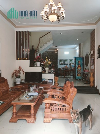 MẶT TIỀN RỘNG - GẦN BIỂN NGUYỄN TẤT THÀNH - NHÀ XÂY CHẮC CHẮN GIÁ RẺ.