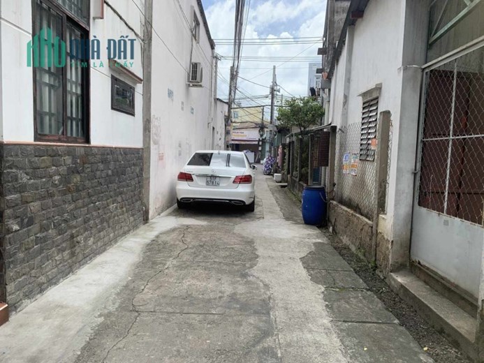 Nhà Vị Trí Tuyệt VIP Phan Văn Hớn,DT 300m, 8,5 mx35m, Chỉ 9,5 tỷ, Bà Điểm, Hóc Môn.