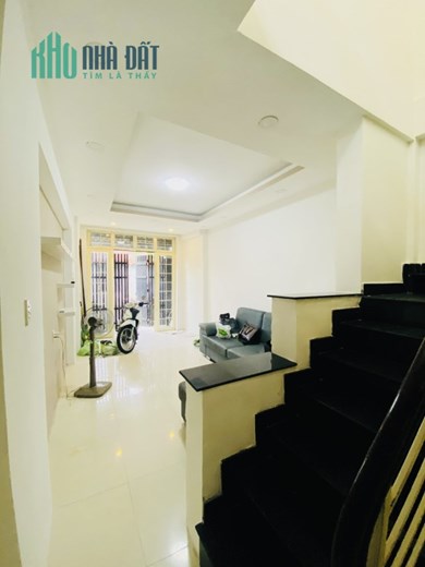 bán nhà ngộp bank nặng - Nguyễn Văn Lượng 55m 2tấm 5.5 x 15 giá 4.4 tỷ Phường 16 Gò Vấp