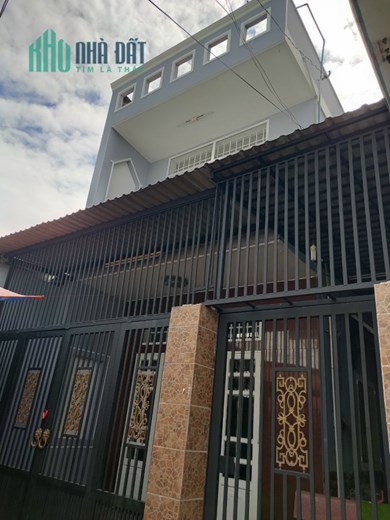 Bán Nhà Bà Điểm, 6,9x17m, 2 Tầng, Gần Ngã Tư An Sương