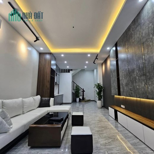 Bán nhà Tân Quy đẹp ở ngay, 4PN, KD sầm uất, nhỉnh 5 tỷ
