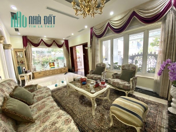 Bán biệt thự Ngụy Như Kon Tum, DTSD 145m2, MT 10m. Đường ô tô tránh, vỉa hè 5m, thoáng vĩnh viễn.