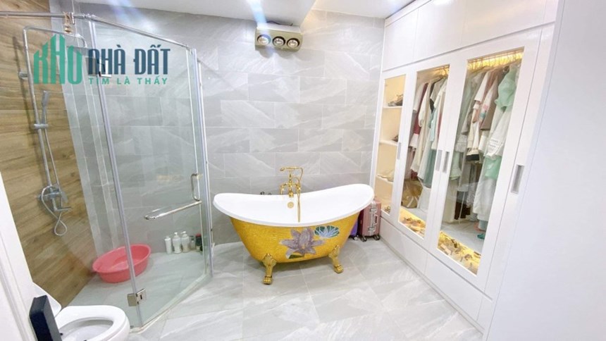 Bán nhà Phân Lô Hoàng Cầu 50m2, 6 Tầng thang máy- kinh doanh giá 16,x tỷ