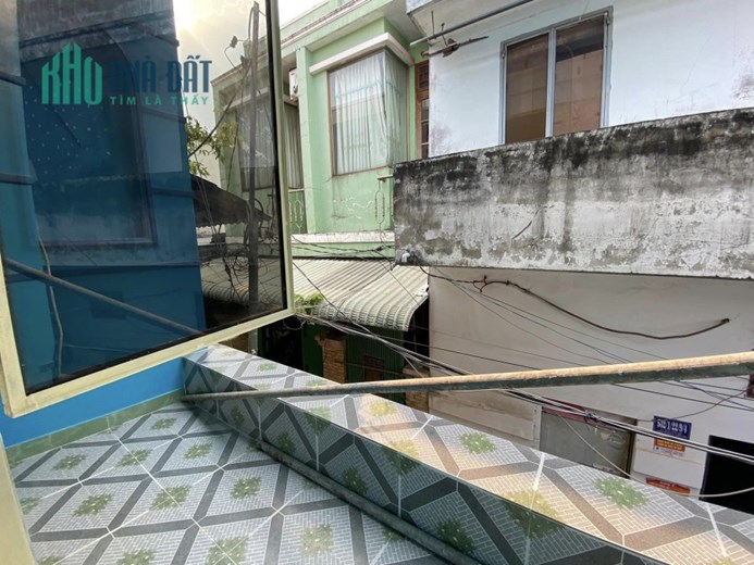 NHÀ TÂN PHÚ - CHỈ CÒN 4.3 TỶ - 50M2 - 2 TẦNG - HẺM 5M Ô TÔ THÔNG - NHÀ ĐẸP