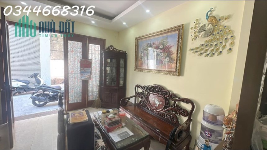 Bán nhà Ngọc Thụy, 5 tầng, ô tô tải đỗ cửa, đầy tiện ích xung quanh