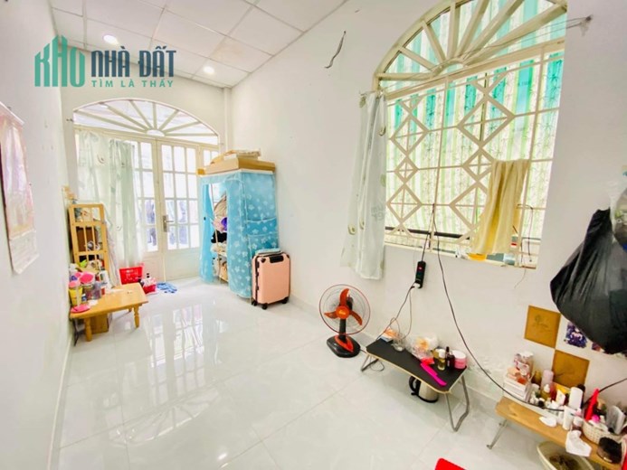 NHA QUAN TÂN PHÚ - HẺM THÔNG - 48M2 LẦU ĐÚC - NGAY KHU CHỢ VẢI