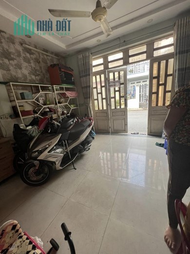 BÁN NHÀ MẶT TIỀN KINH DOANH BUÔN BÁN LÊ VĂN KHƯƠNG QUẬN 12