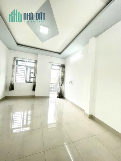 Nhà Đẹp, Ngay Chợ Thạch Đà, 3 Tầng 41m2, Ngang 4.1m - Giá 3.8 Tỷ