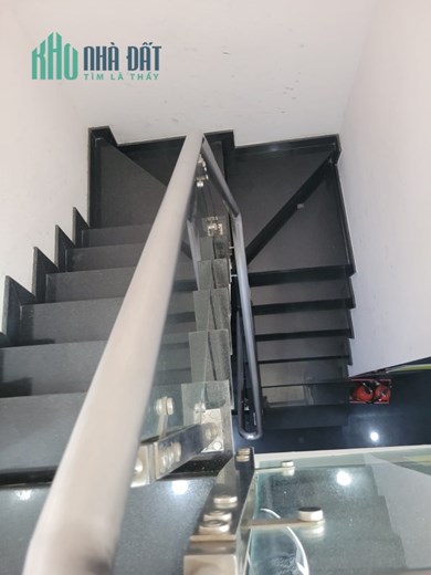Chính chủ định cư cần  bán CHDV 6 tầng, Quận Tân Bình, thu nhập khủng 1,75 tỷ/năm. Giá 19 tỷ 4.