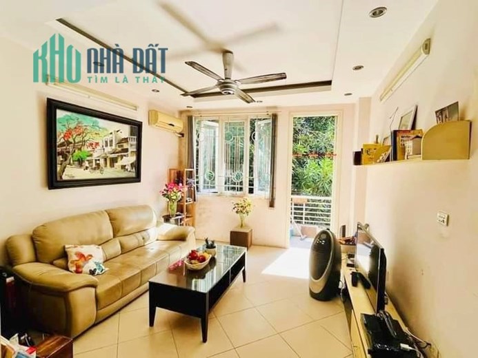 BÁN GẤP nhà Phạm Tuấn Tài Cầu Giấy, ô tô tránh, kinh doanh, sát phố 9.8 tỷ 0343564283